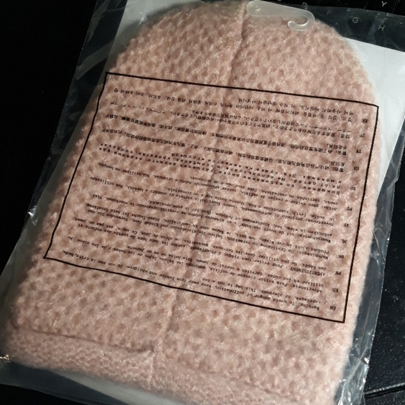 NEW Pink Beanie Hat - Picture 4 of 4